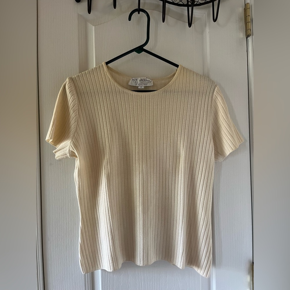 St. John Cream Ribbed Short Sleeve Top